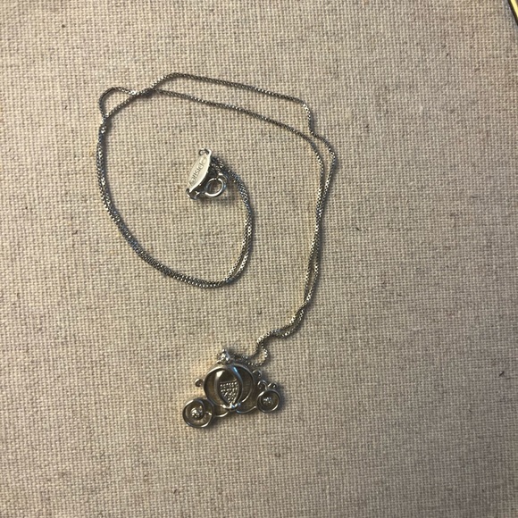 ✨ Cinderella Coach Diamond Necklace - Picture 5 of 9